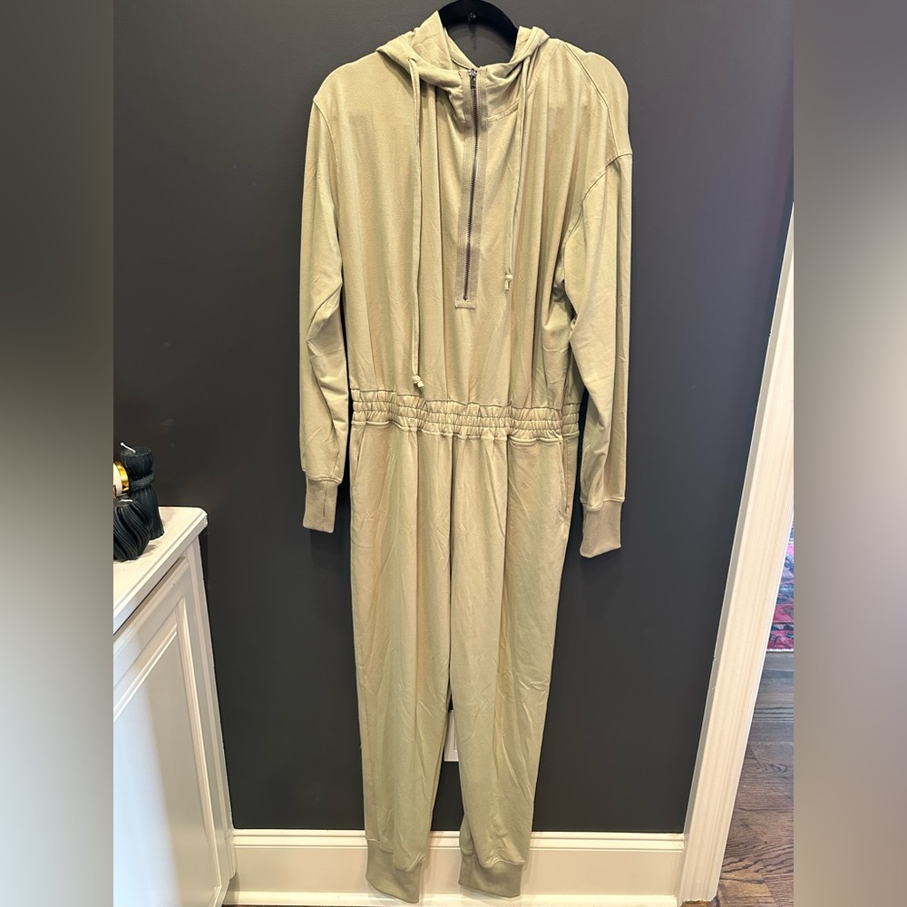 Light Green Utility Jumpsuit | Hooded‎ w Cinched Waist | XL | NWOT